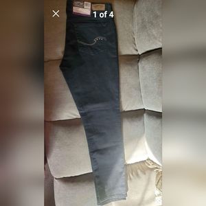 BNWT WOMEN'S LEVI SKINNY STRETCH DENIM JEANS BLACK SIZE 10 MED